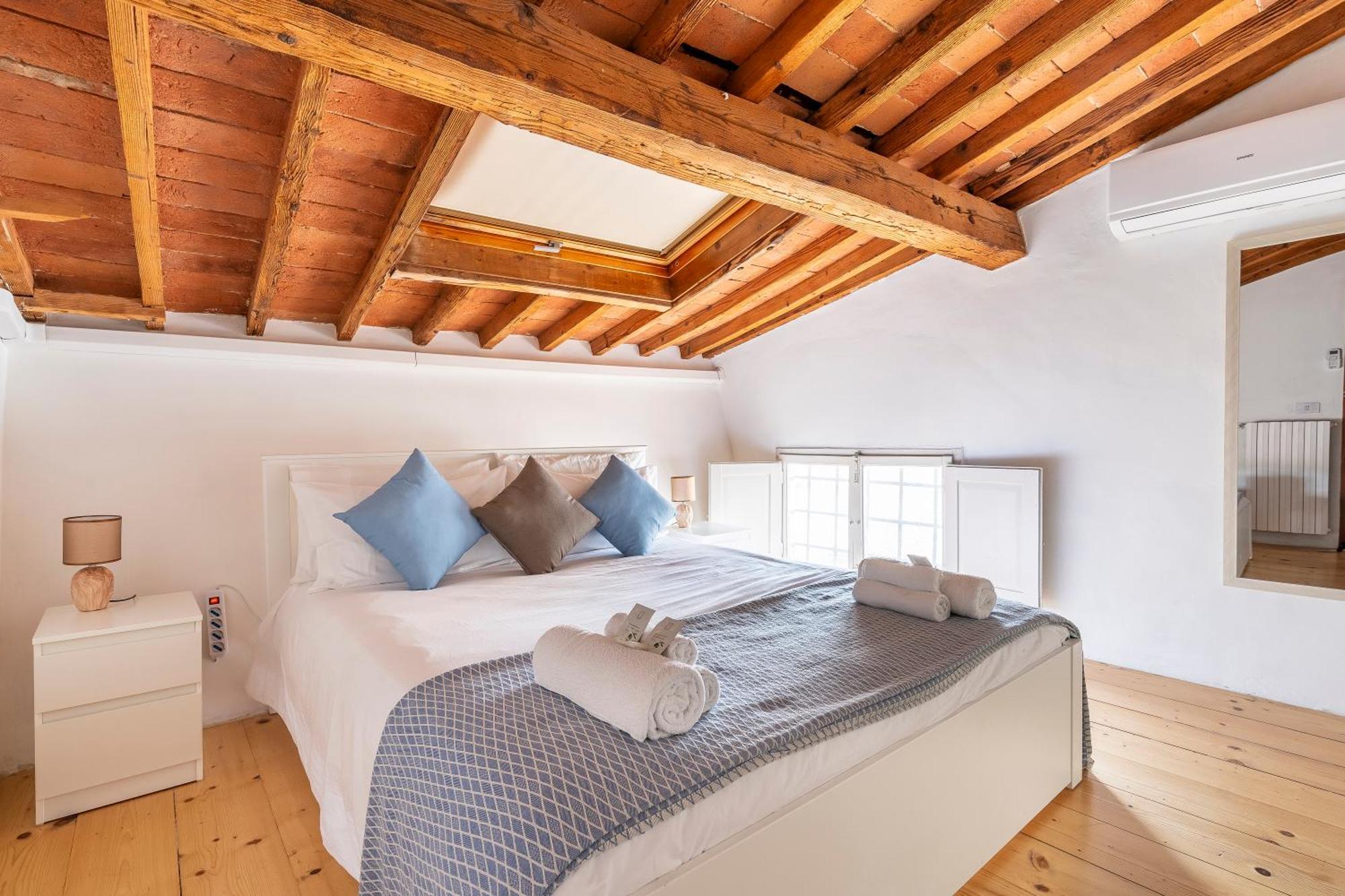 Piazza Santo Spirito Appartamento Con 2 Camere Matrimoniali Firenze Eksteriør billede